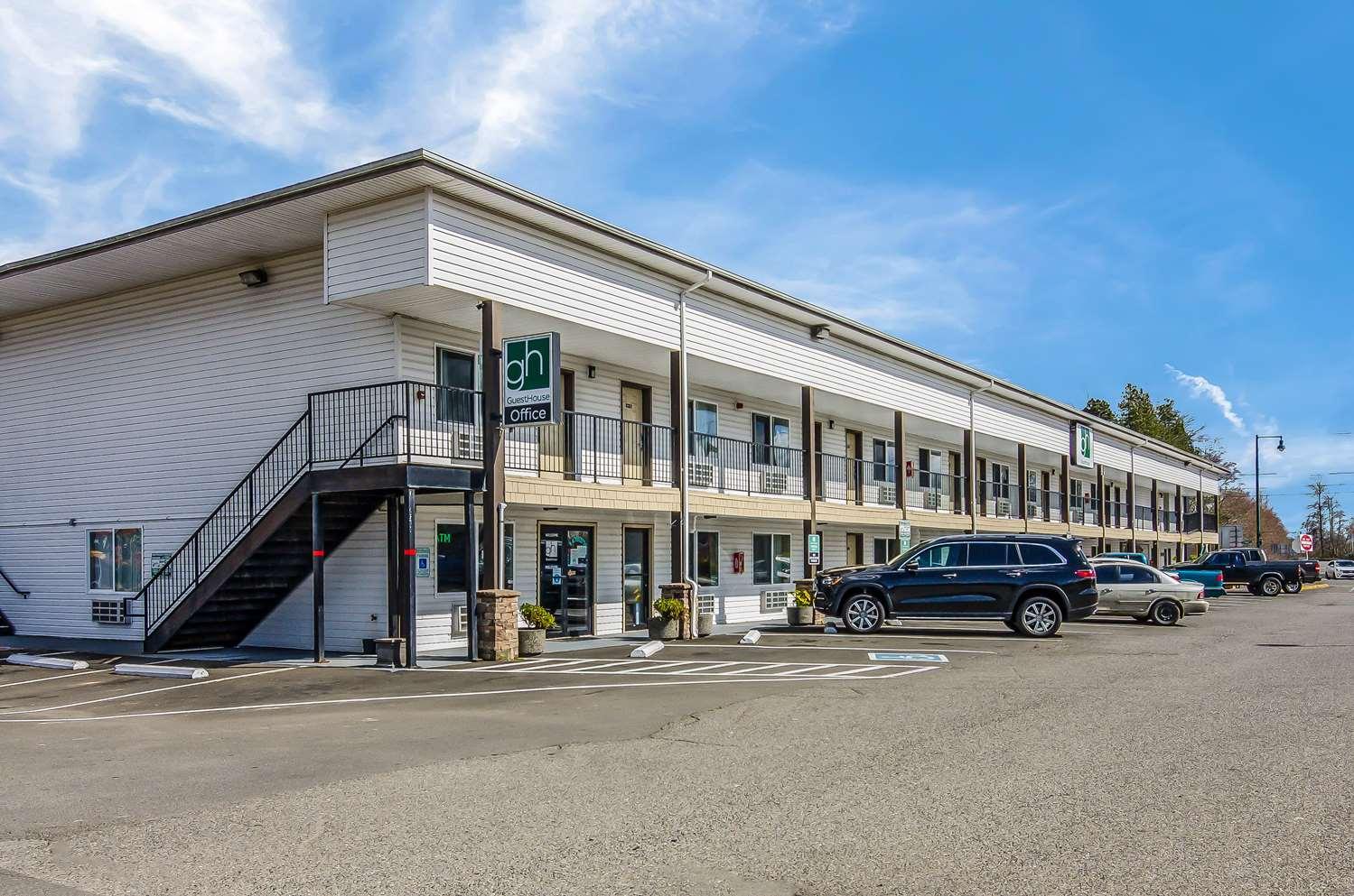 ゲストハウス イン&スイーツモンテサーノ Montesano エクステリア 写真